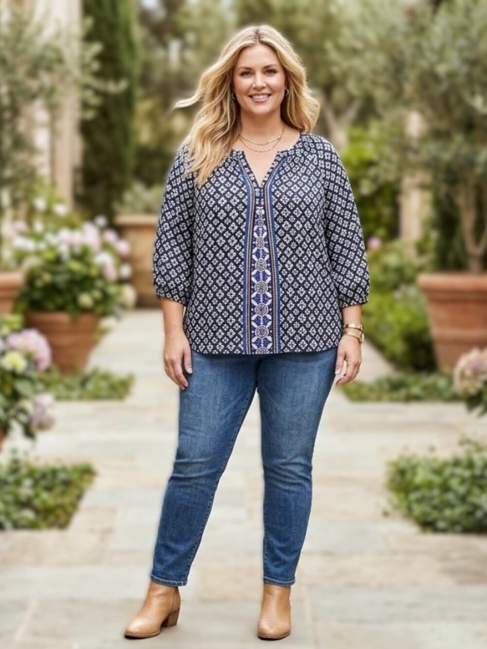 CROWN & IVY Peasant Blouse. Plus Size 3X